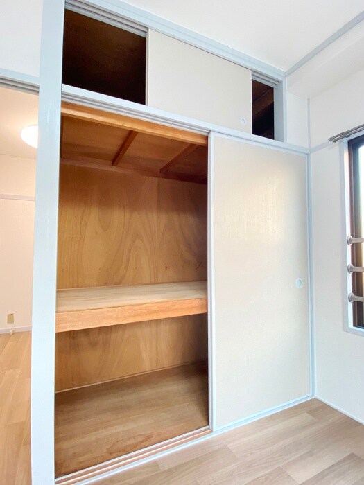 物件内観写真10　(収納)