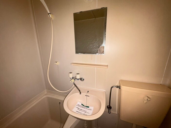 物件内観写真12　(洗面)