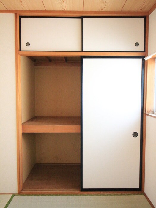 物件内観写真13　(収納)