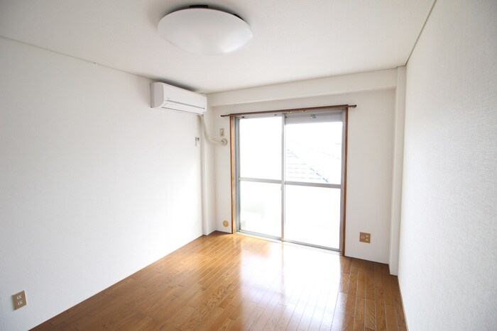 物件内観写真15　(居室)