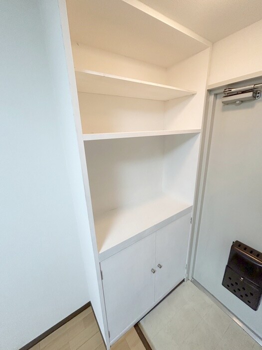 物件内観写真15　(靴箱)