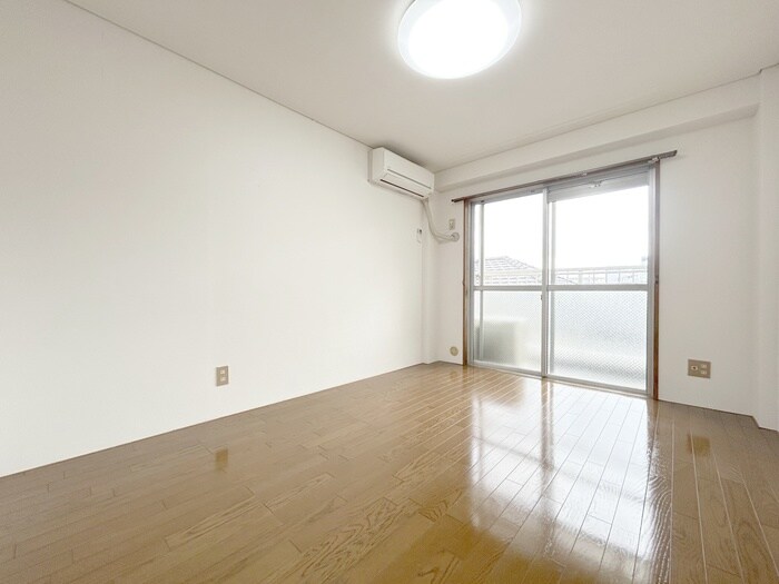 物件内観写真18　(居室)