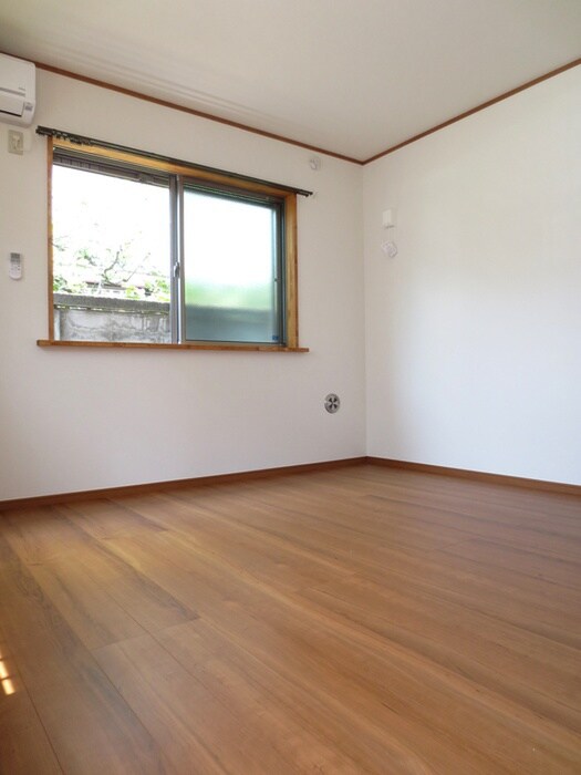 物件内観写真9　(居室)