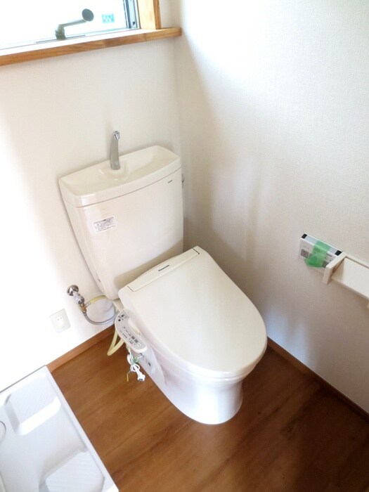 物件内観写真12　(トイレ)