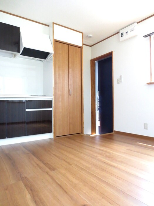 物件内観写真15　(居室)