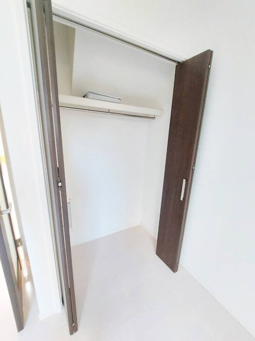 物件内観写真13　(収納)