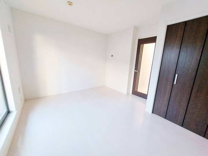 物件内観写真18　(居室)