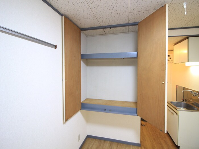 物件内観写真9　(収納)