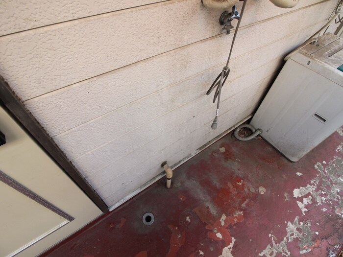 物件内観写真15　(洗濯機置場)