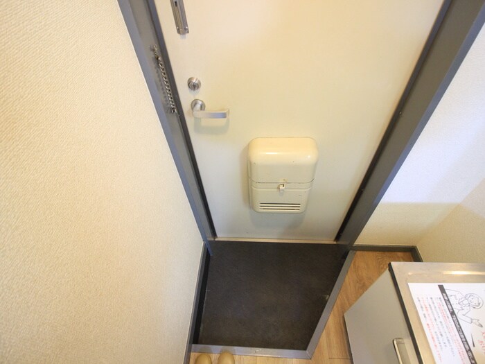 物件内観写真21　(玄関)