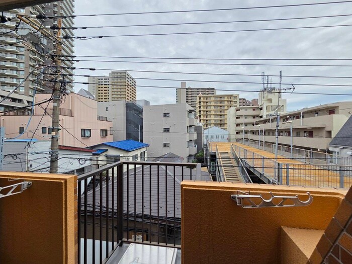 物件内観写真15　(室内からの展望)