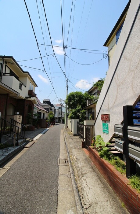 物件外観写真6　(周辺環境)