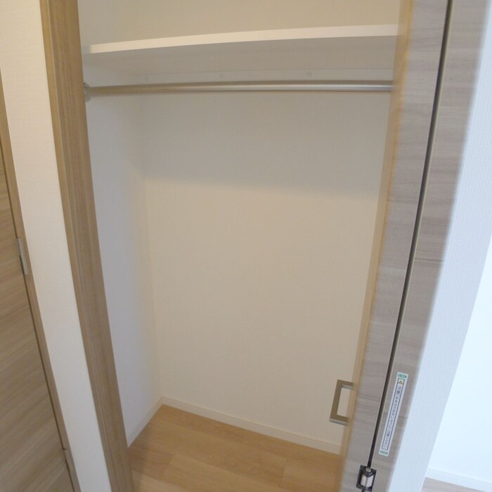 物件内観写真13　(収納)