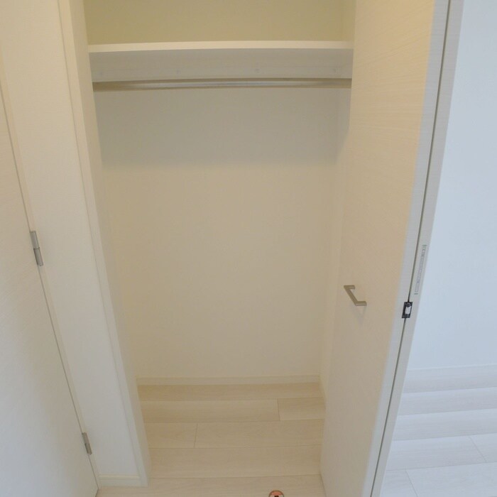 物件内観写真13　(収納)