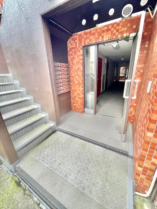 第２西山ハイツのエントランス部分