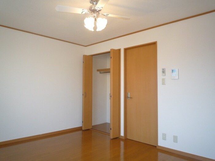 物件内観写真14　(収納)