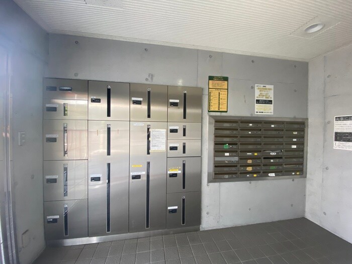 物件外観写真4　(建物設備)