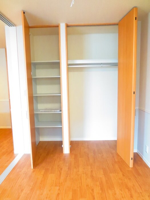 物件内観写真17　(収納)