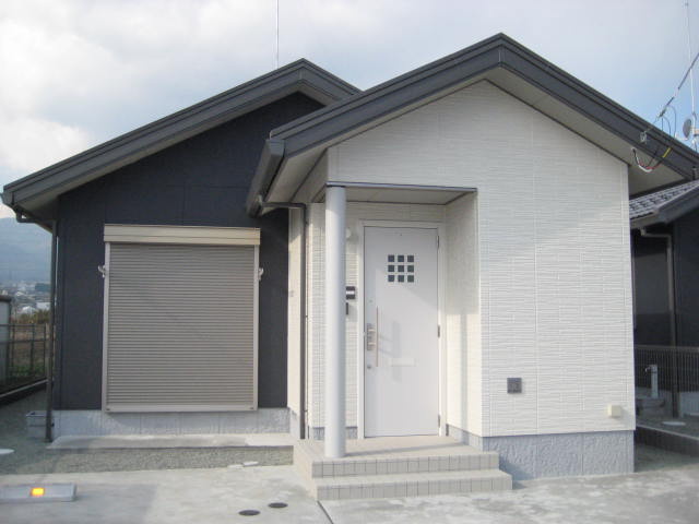 市川貸家D