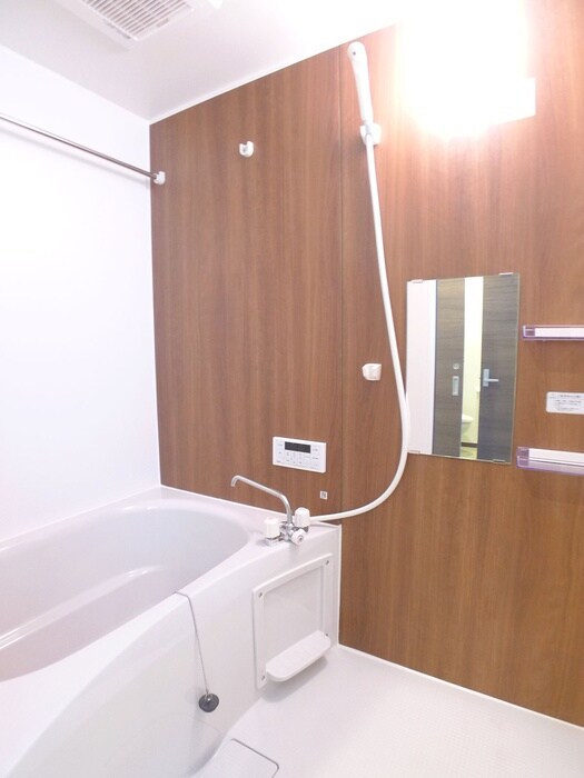 物件内観写真9　(バス／シャワールーム等)