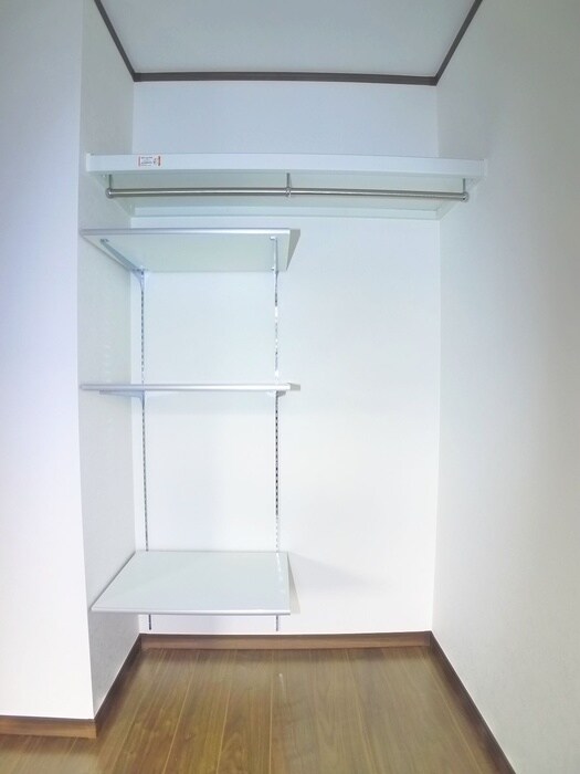 物件内観写真11　(収納)