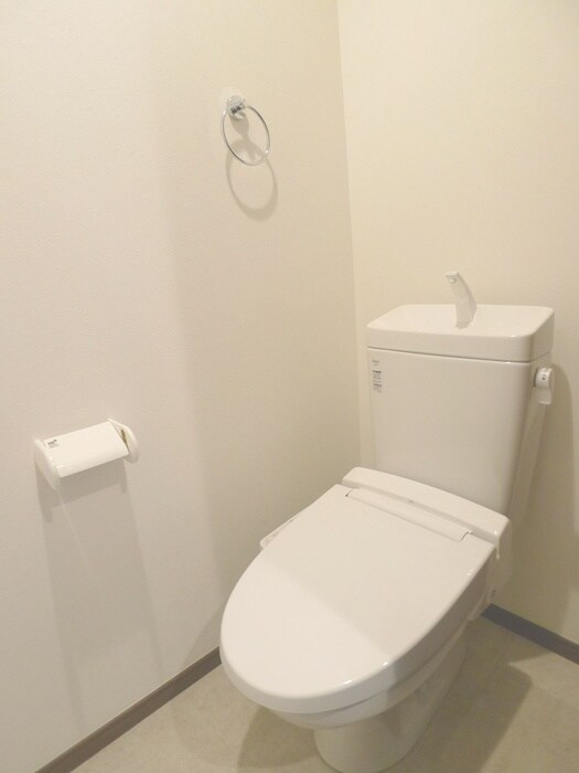 物件内観写真15　(トイレ)