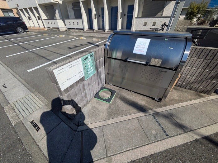 物件外観写真4　(建物設備)