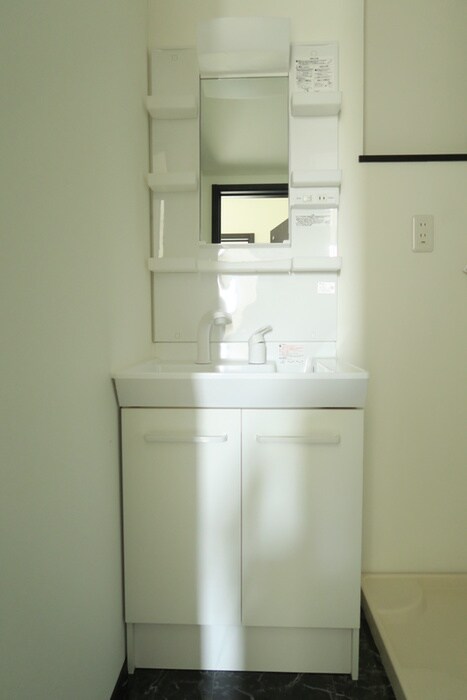 物件内観写真17　(洗面)