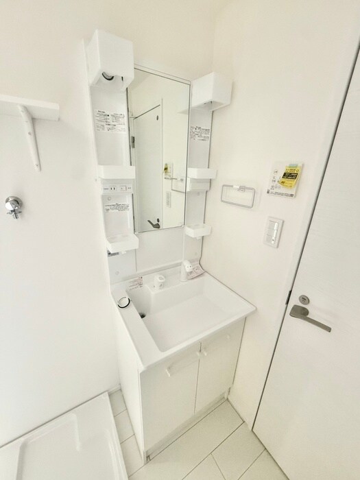 物件内観写真11　(洗面)