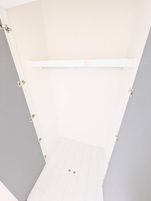 物件内観写真13　(収納)