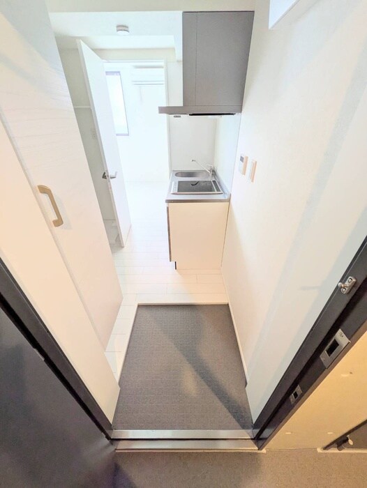 物件内観写真14　(玄関)