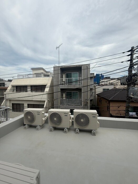 物件内観写真14　(室内からの展望)