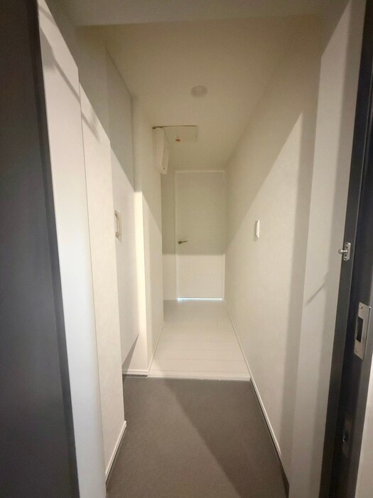 物件内観写真15　(玄関)