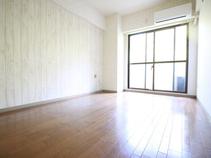 物件内観写真6　(居室)