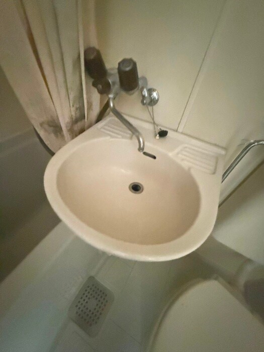 物件内観写真12　(洗面)