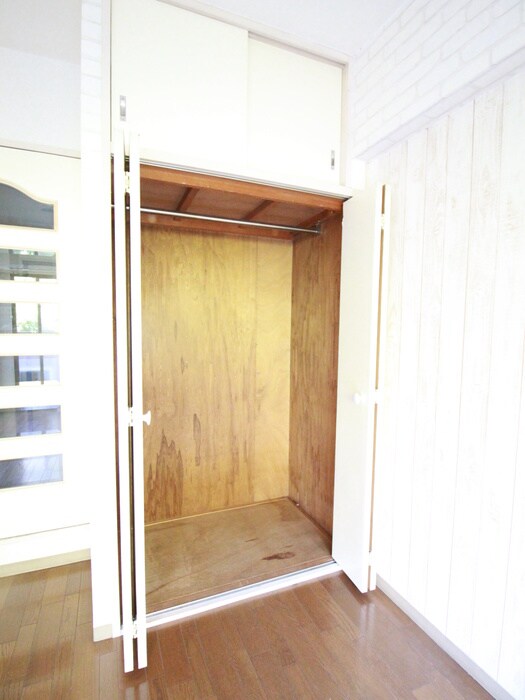 物件内観写真12　(収納)