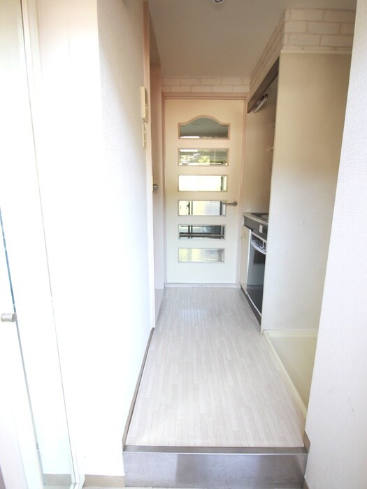 物件内観写真14　(玄関)