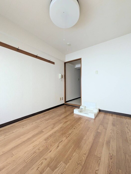 物件内観写真17　(居室)