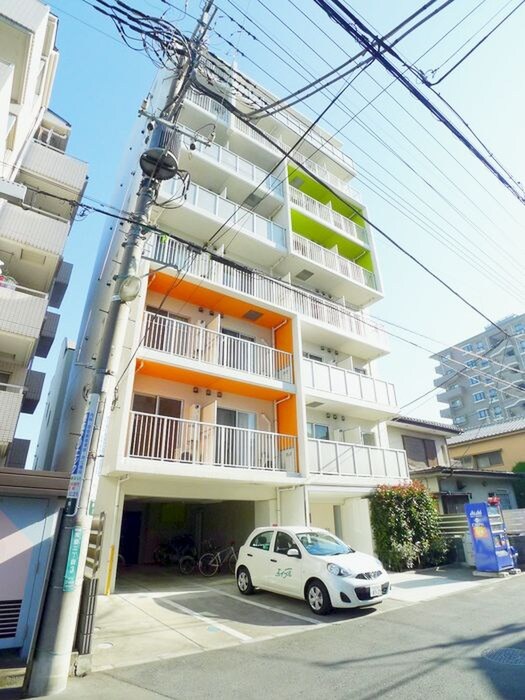 物件外観写真3　(駐車場)