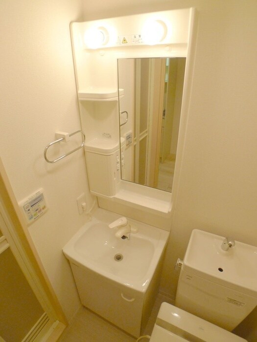 物件内観写真13　(洗面)