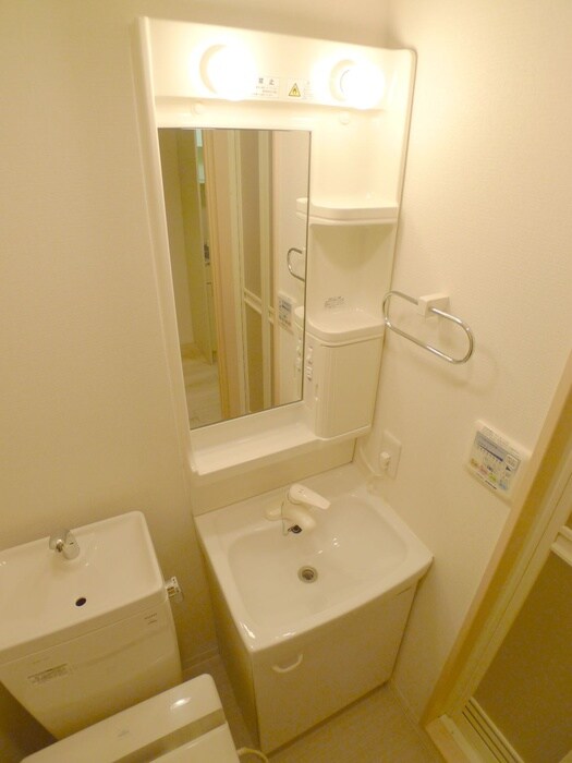 物件内観写真13　(洗面)