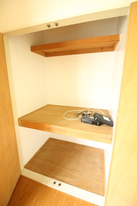 物件内観写真10　(収納)