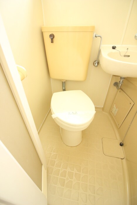 物件内観写真12　(トイレ)