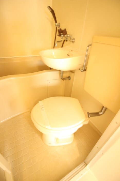 物件内観写真12　(トイレ)