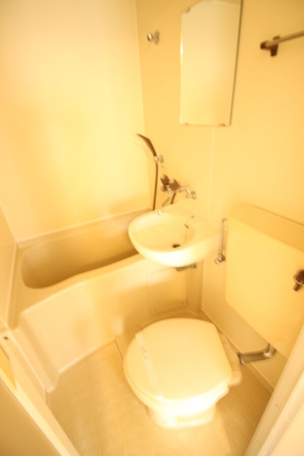 バス／シャワールーム等