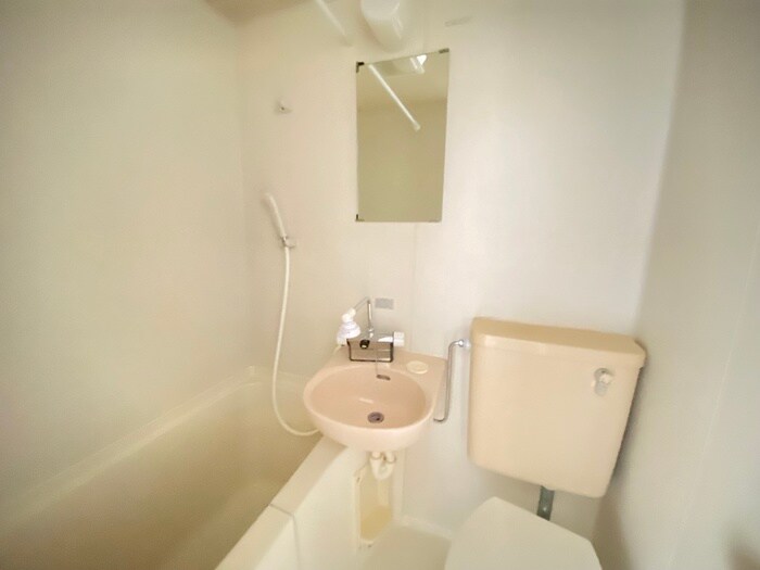 物件内観写真12　(洗面)