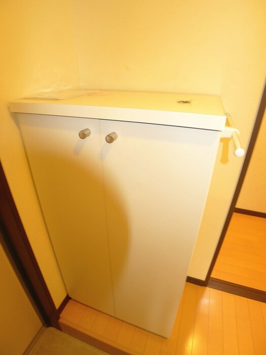 物件内観写真5　(収納)