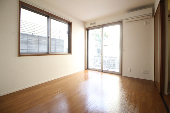 物件内観写真13　(居室)