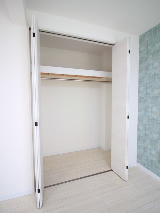 物件内観写真15　(収納)