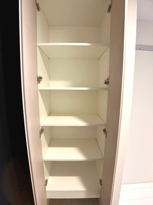 物件内観写真10　(靴箱)